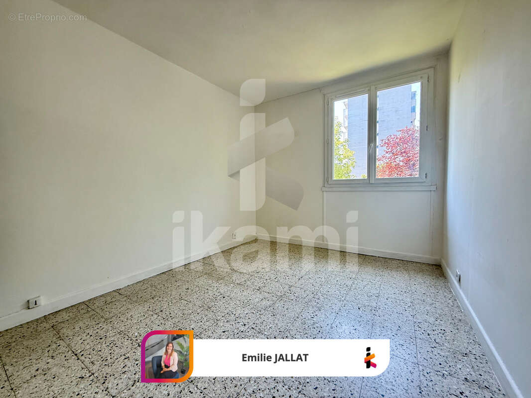 Appartement à MEYLAN