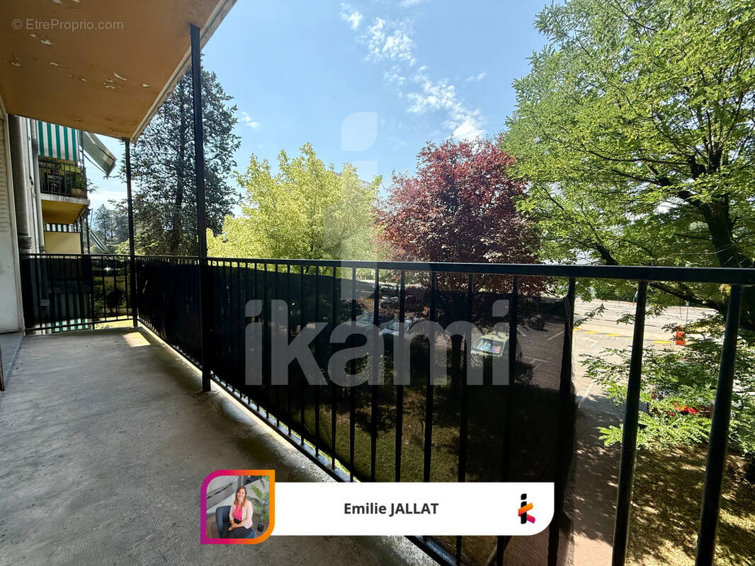 Appartement à MEYLAN