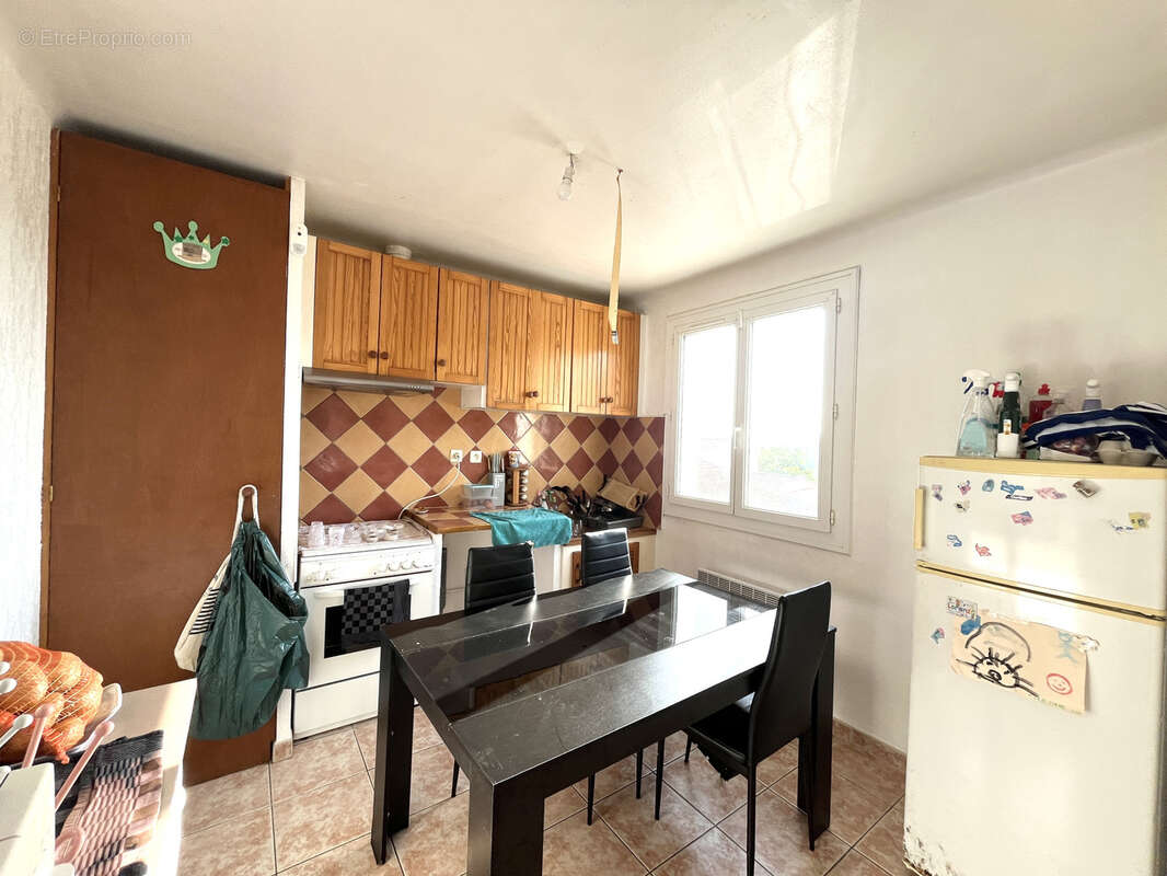 Appartement à CHATEAUNEUF-LES-MARTIGUES