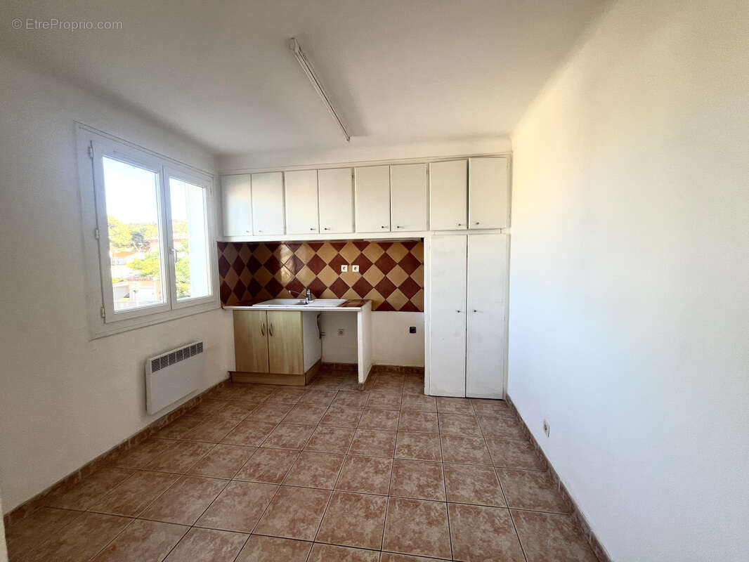 Appartement à CHATEAUNEUF-LES-MARTIGUES