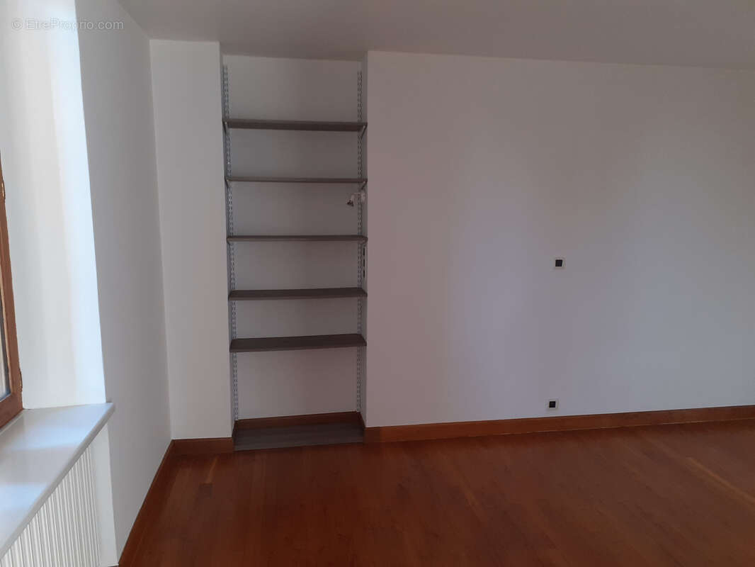 Maison à SAINT-HILAIRE-LES-PLACES