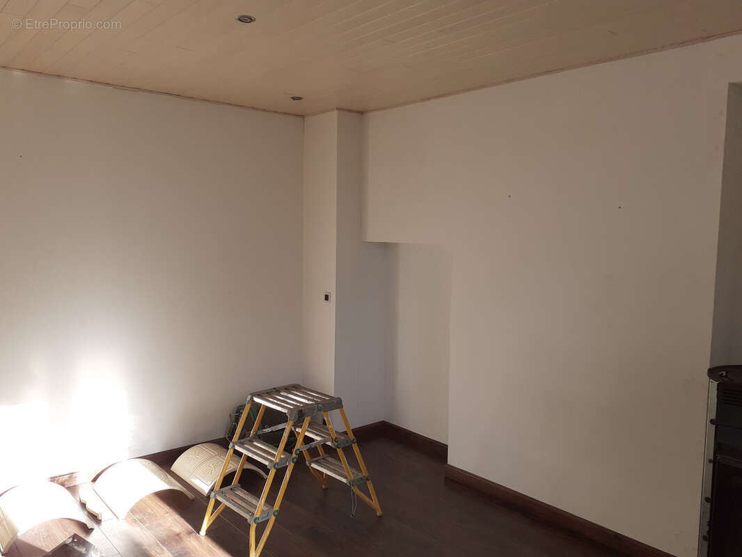 Maison à SAINT-HILAIRE-LES-PLACES