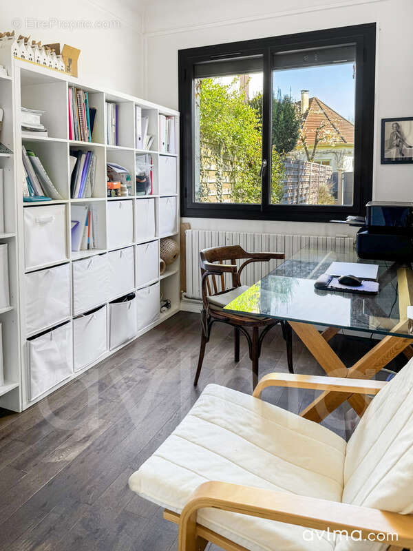 Maison à SAINT-NOM-LA-BRETECHE