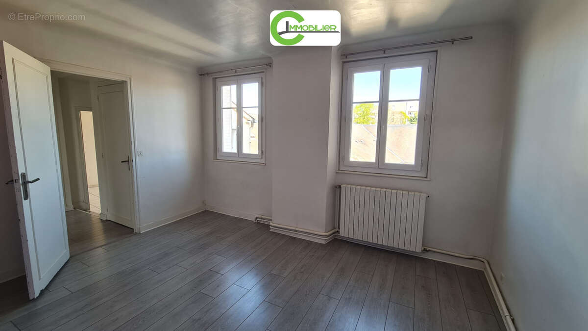 Appartement à LA FERTE-BERNARD