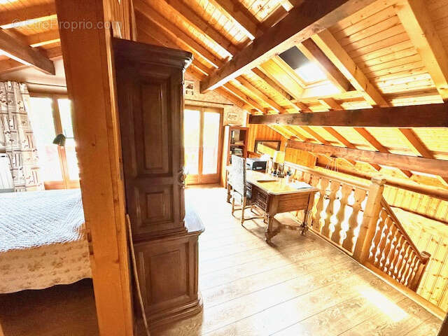 Maison à CRUSEILLES