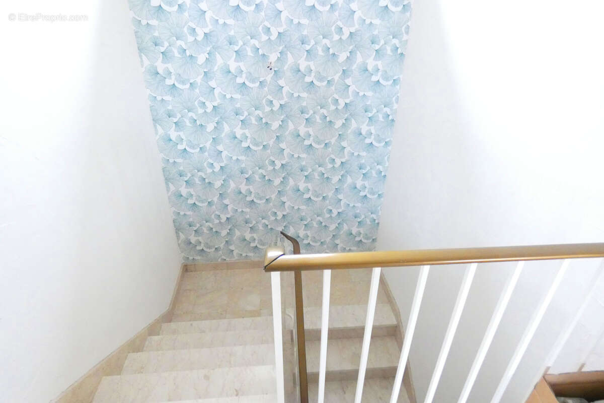 Maison à ARPAJON-SUR-CERE