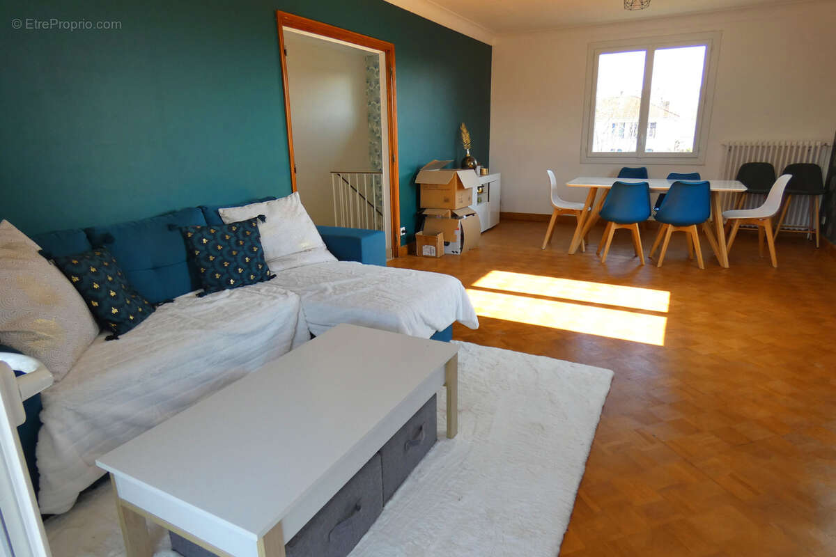 Maison à ARPAJON-SUR-CERE