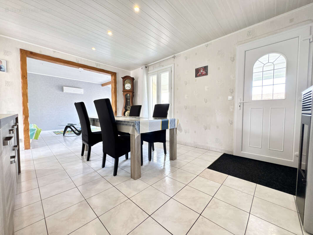 Maison à SAINT-SYLVESTRE-SUR-LOT