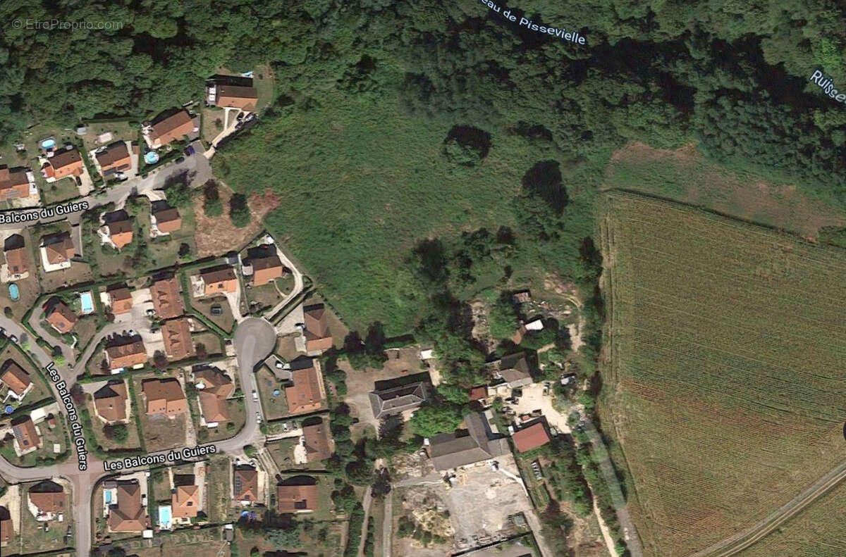 Terrain à LE PONT-DE-BEAUVOISIN