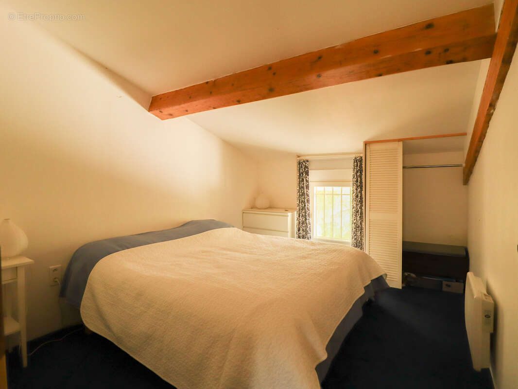 Maison à BAGNOLS-EN-FORET