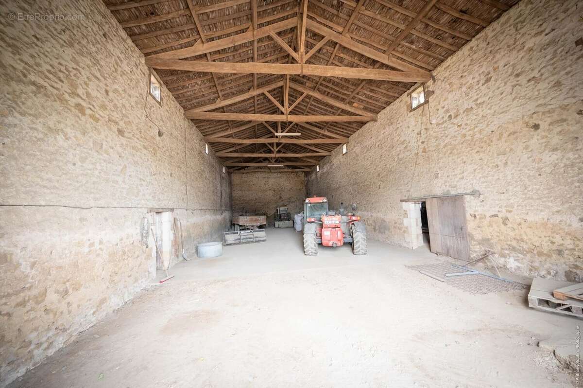 Maison à COULOMBIERS