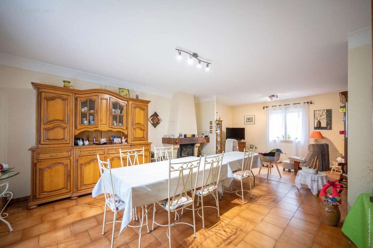 Maison à COULOMBIERS