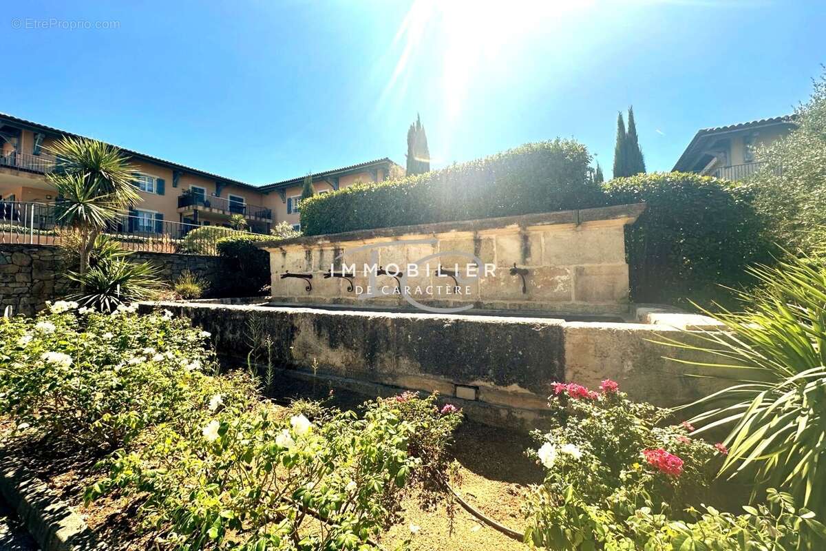 Appartement à LA CROIX-VALMER