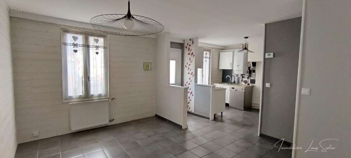 Maison à BEAUVAIS