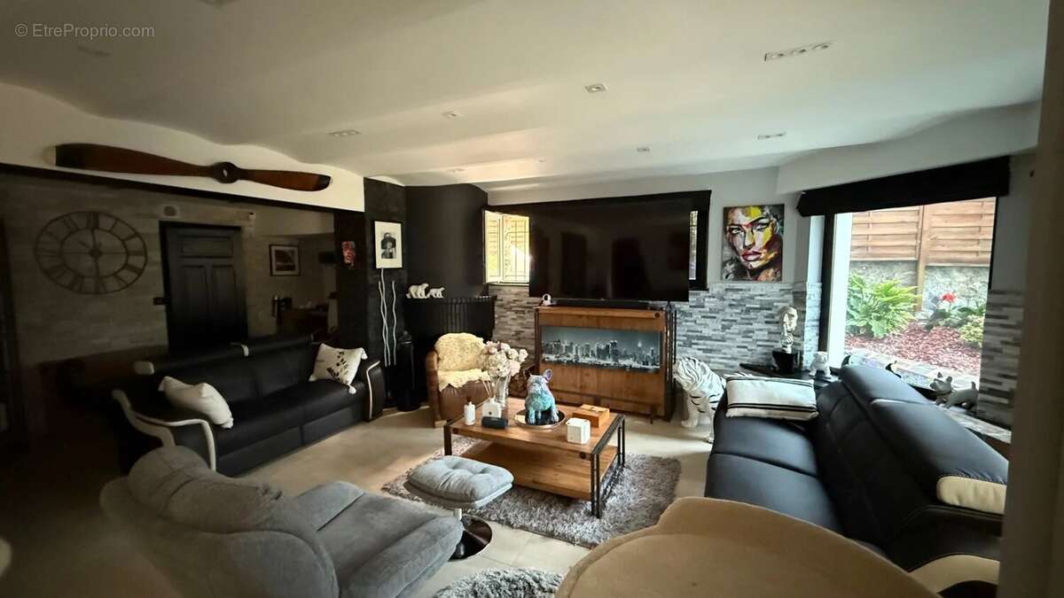 Appartement à ARPAJON