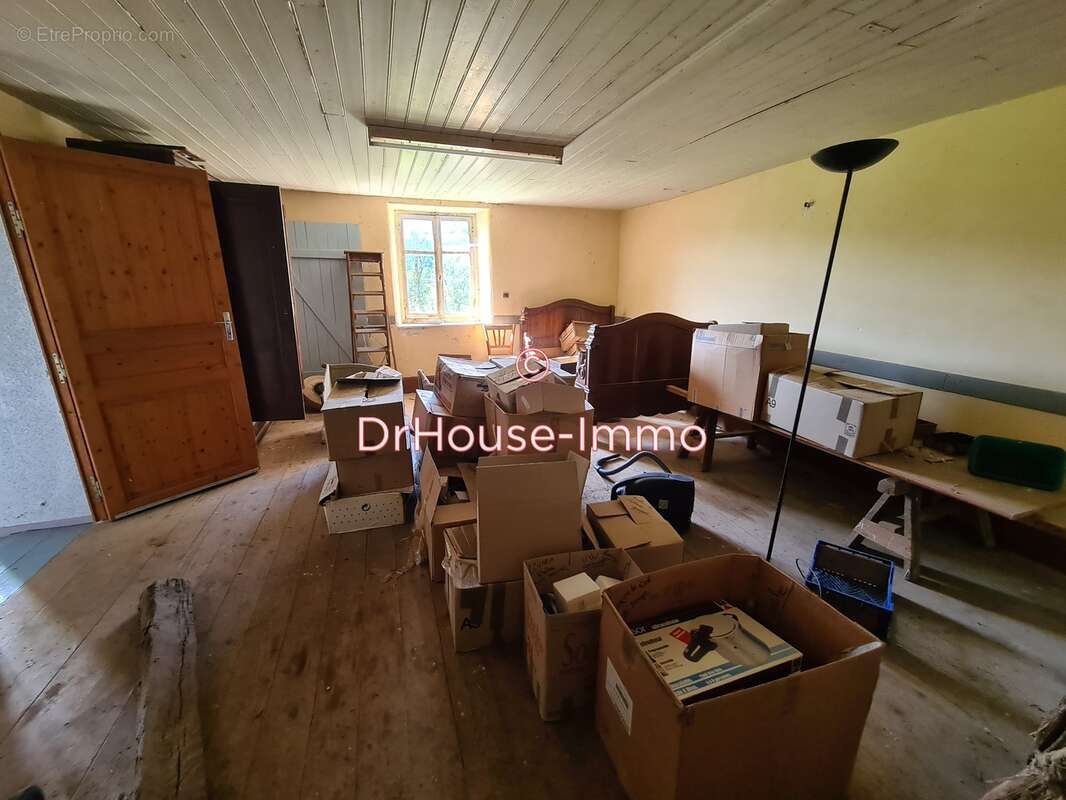 Maison à POMPIERRE-SUR-DOUBS