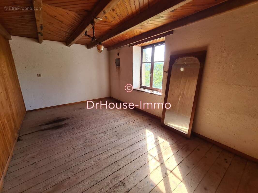 Maison à POMPIERRE-SUR-DOUBS