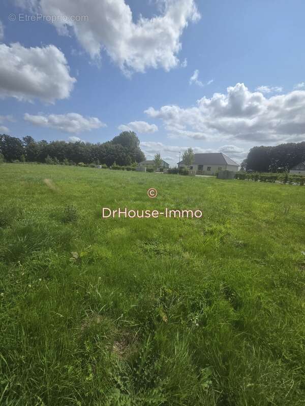 Terrain à YERVILLE
