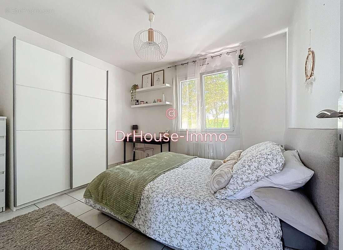 Maison à VERS-SUR-SELLES