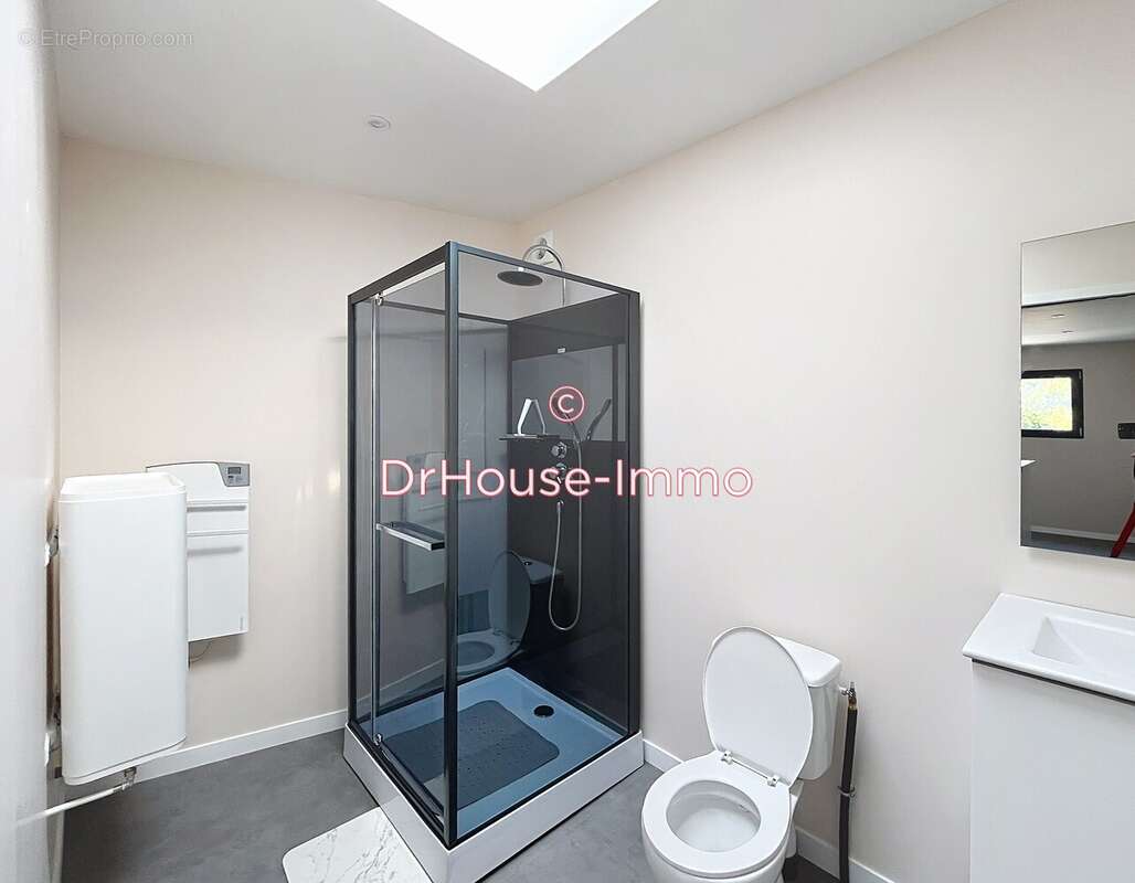 Maison à VERS-SUR-SELLES