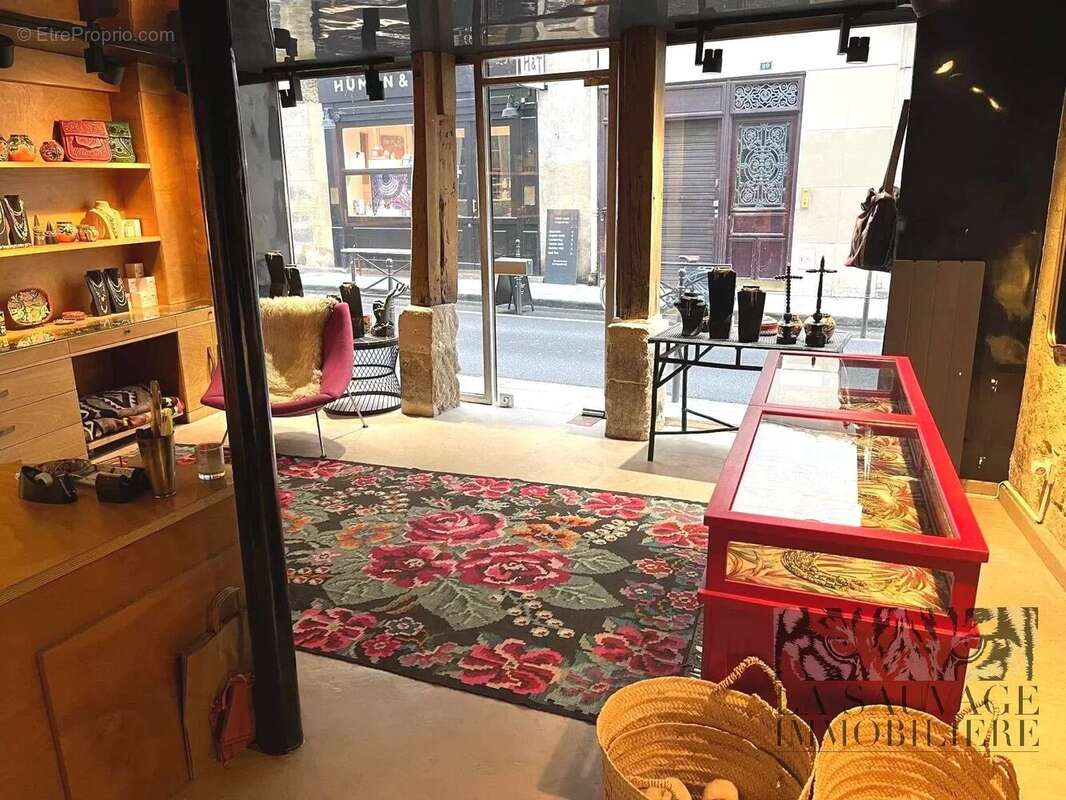 Commerce à PARIS-3E