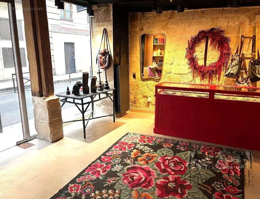 Commerce à PARIS-3E