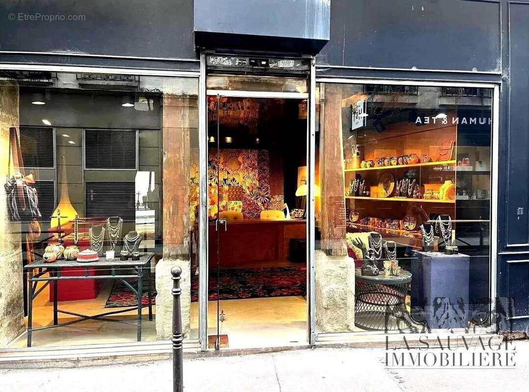 Commerce à PARIS-3E