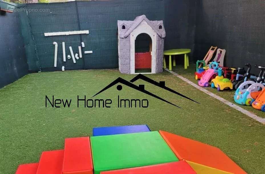 Commerce à MARSEILLE-9E