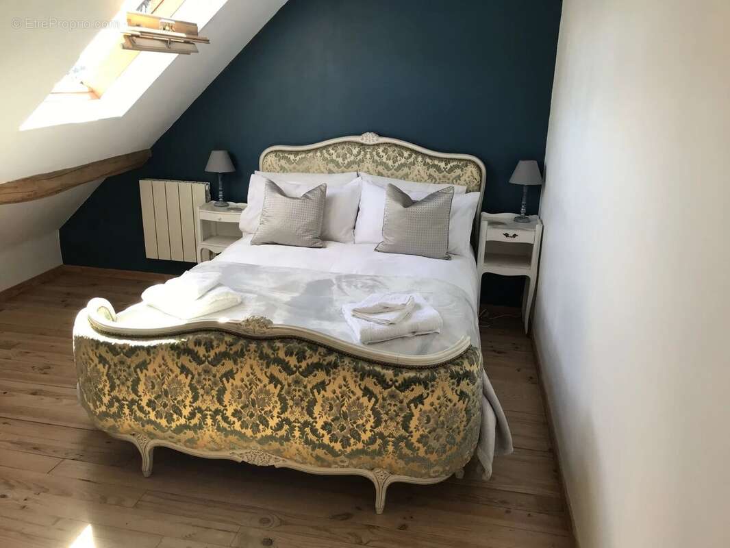 Maison à MAISON-FEYNE