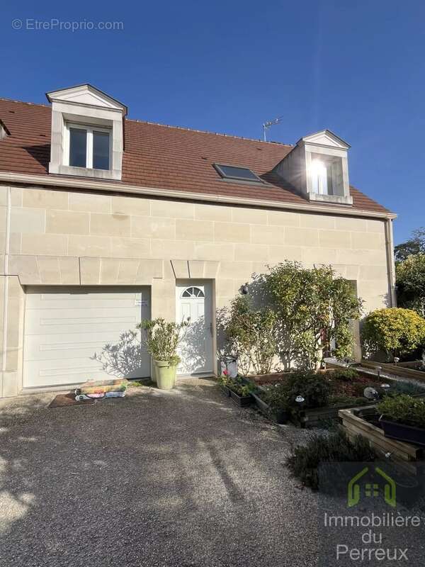 Maison à NEUILLY-PLAISANCE