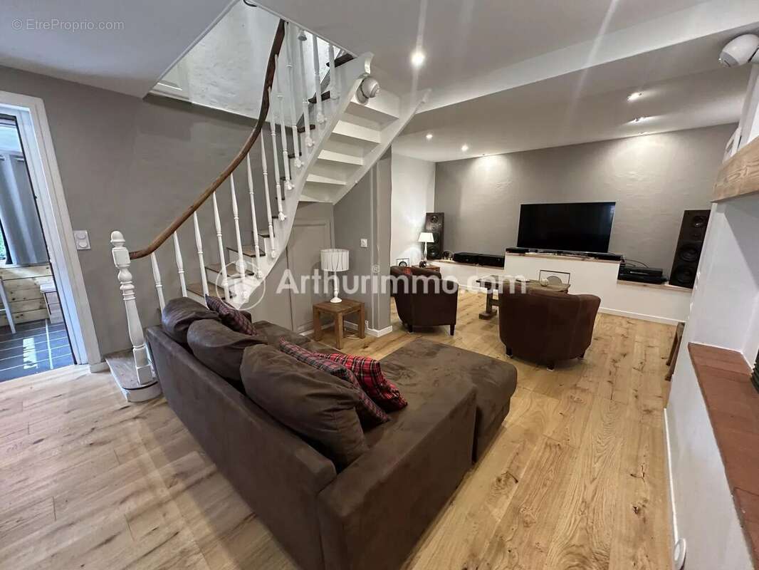 Maison à TOCANE-SAINT-APRE