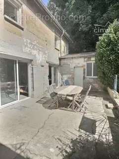 Appartement à BEUREY-SUR-SAULX