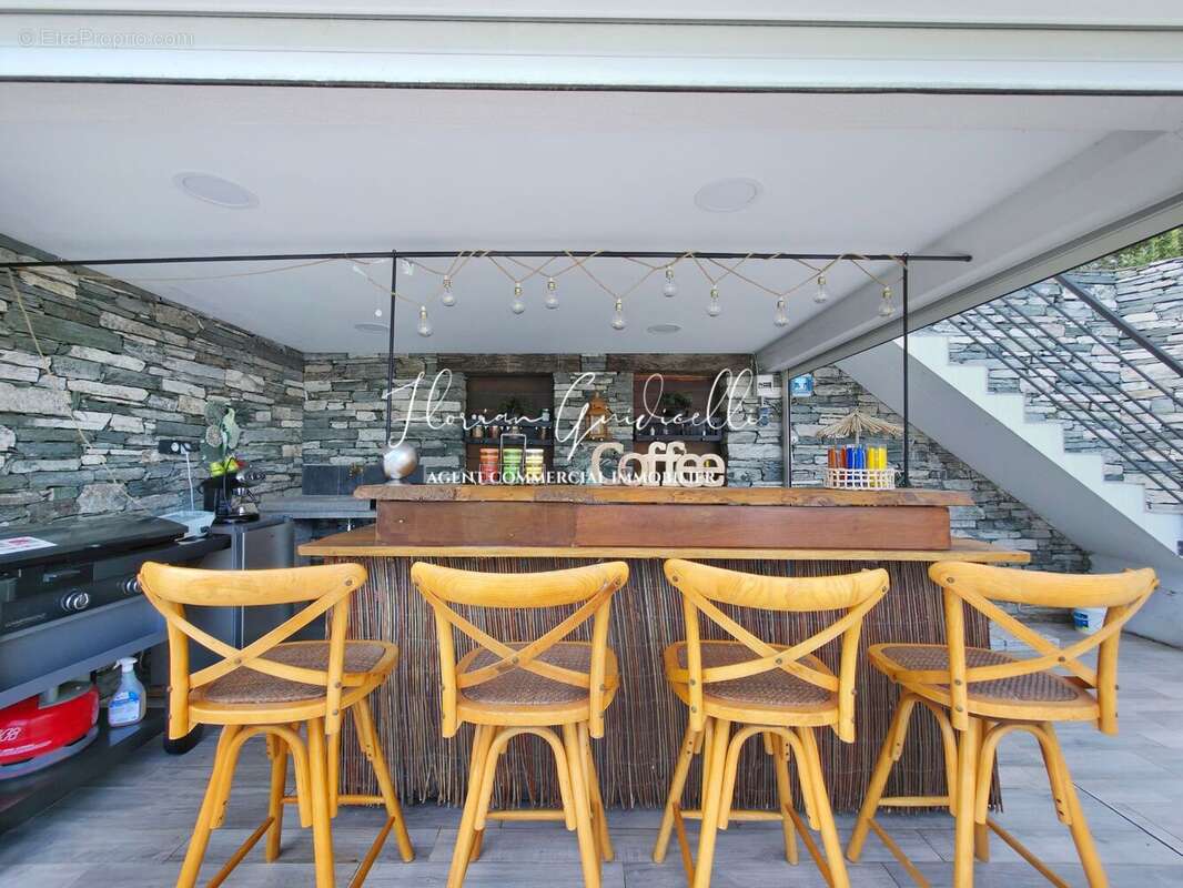 Maison à SAN-MARTINO-DI-LOTA