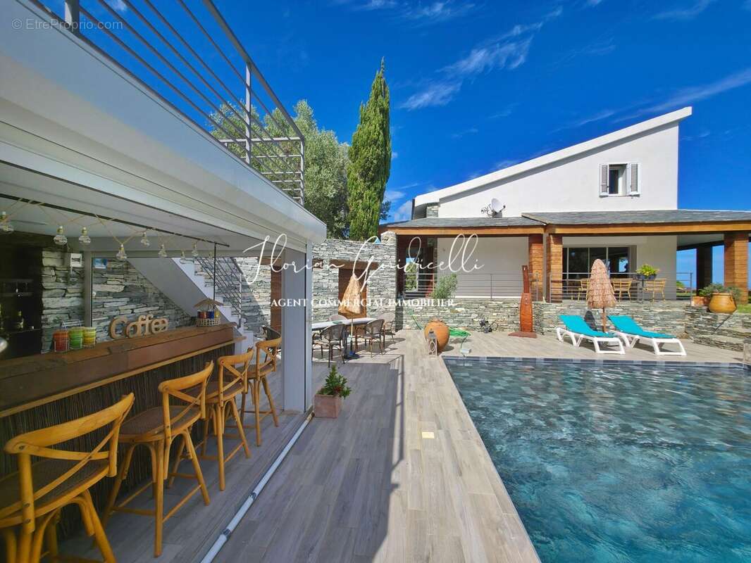 Maison à SAN-MARTINO-DI-LOTA