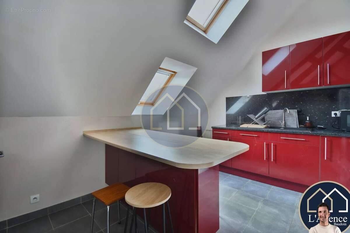 Appartement à MONDONVILLE-SAINT-JEAN