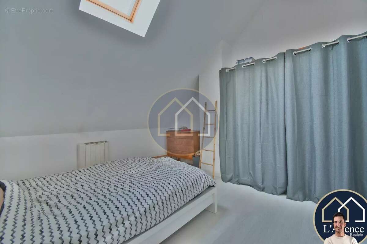 Appartement à MONDONVILLE-SAINT-JEAN