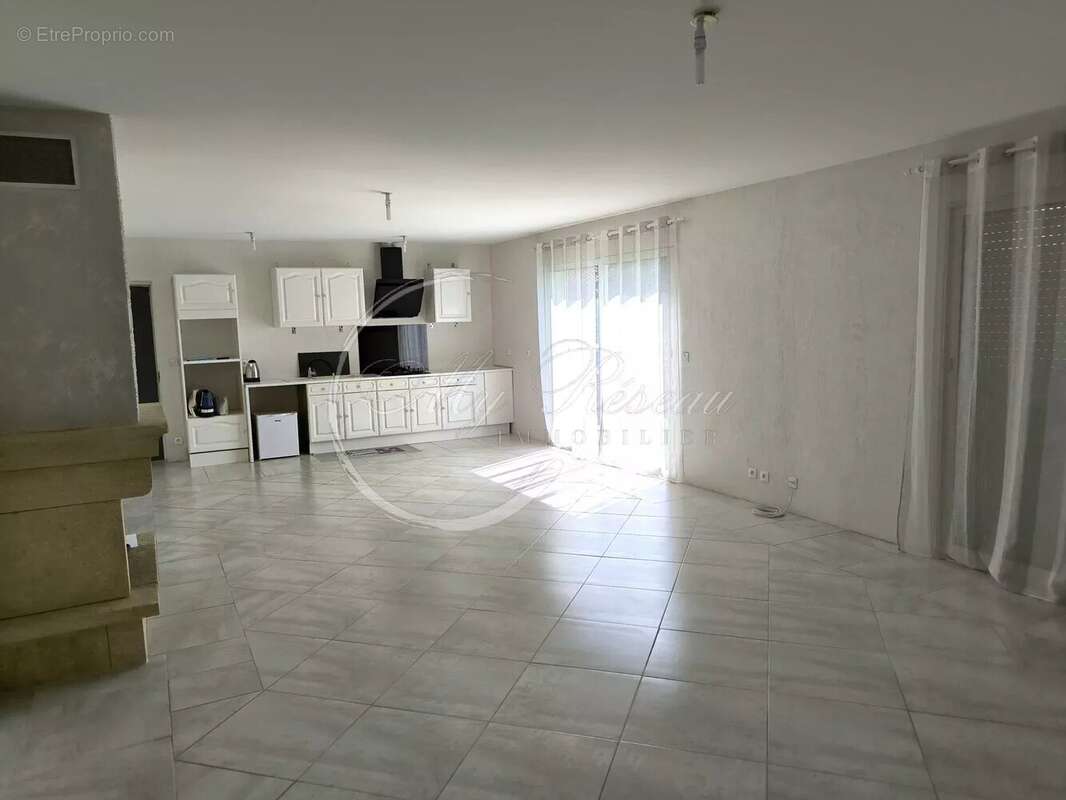 Maison à TOURNISSAN