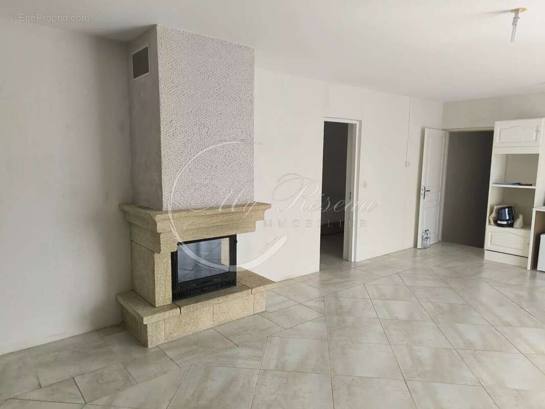 Maison à TOURNISSAN