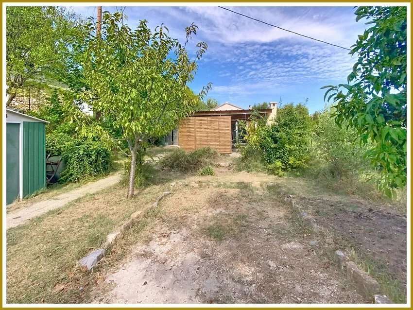 Maison à LE REVEST-LES-EAUX