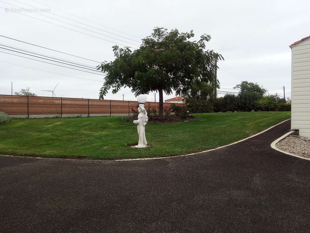 Maison à LONGEVILLE-SUR-MER