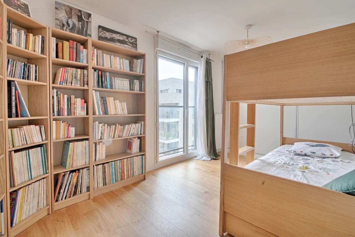 Appartement à SAINT-MAUR-DES-FOSSES