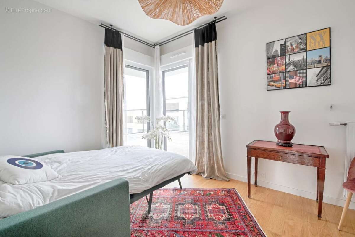 Appartement à SAINT-MAUR-DES-FOSSES