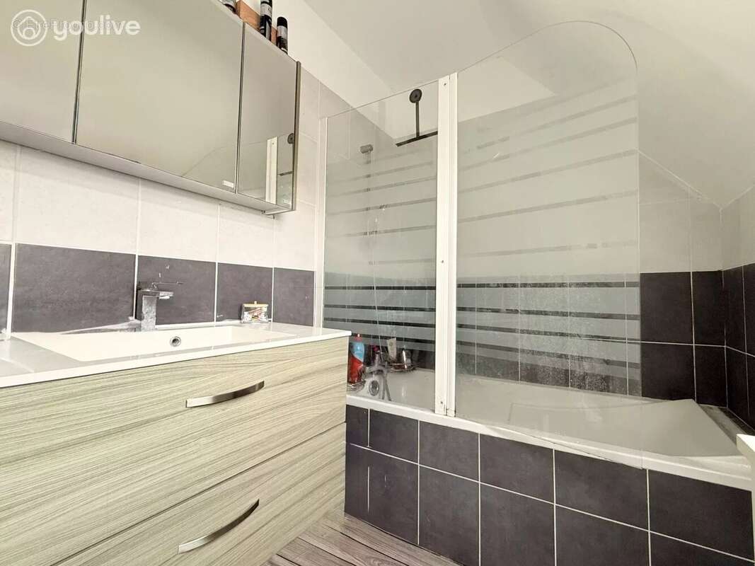 Maison à SAINT-PIERRE-EN-PORT