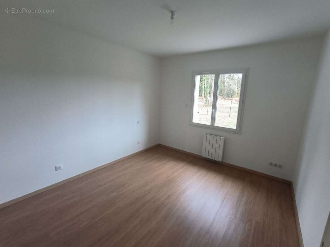 Maison à ORADOUR-SUR-GLANE