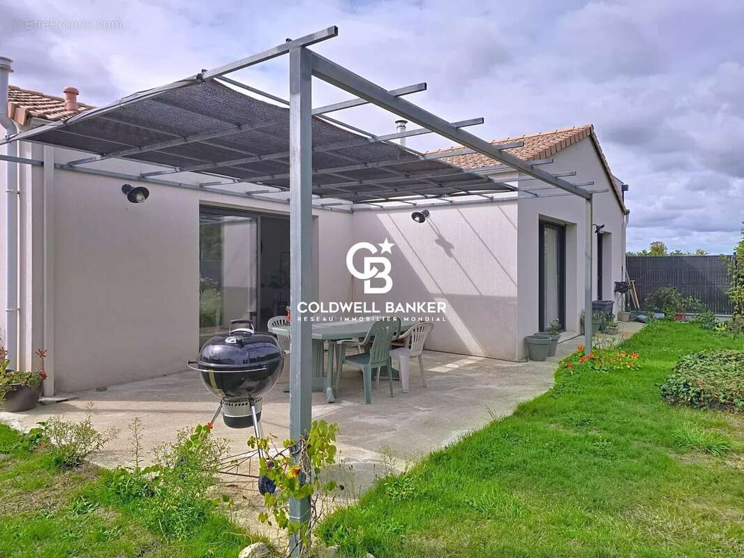 Maison à SAINT-VINCENT-SUR-GRAON