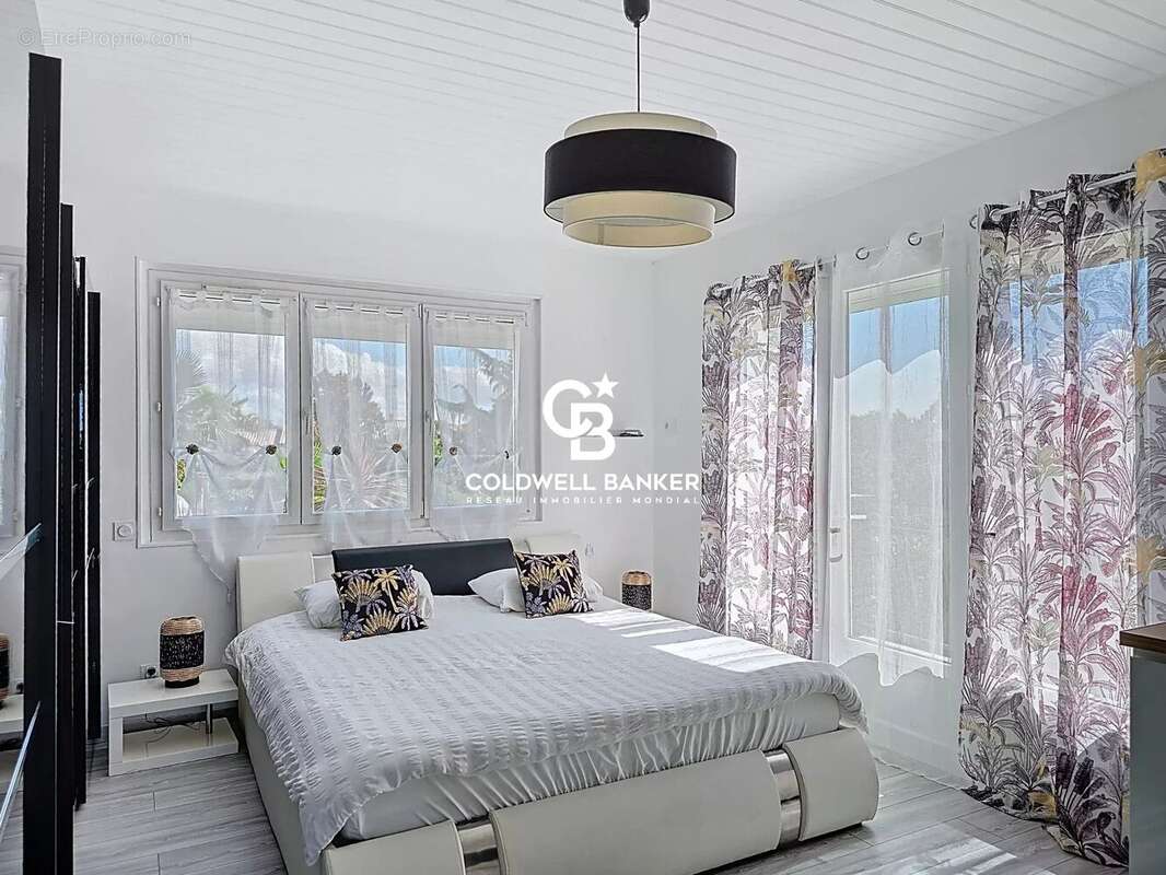 Maison à SAINT-MICHEL-EN-L&#039;HERM