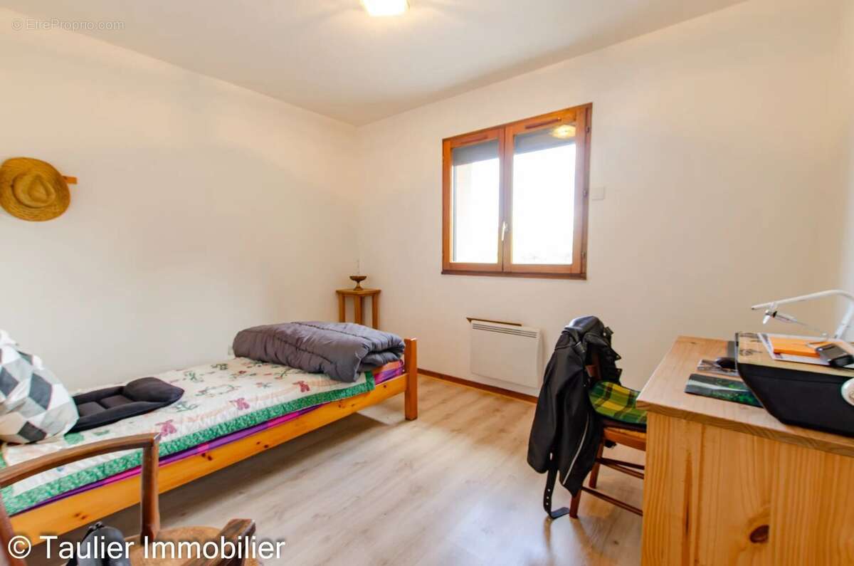 Maison à SAINT-VERAND