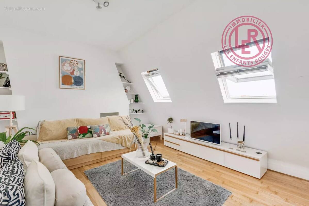 Appartement à PARIS-3E