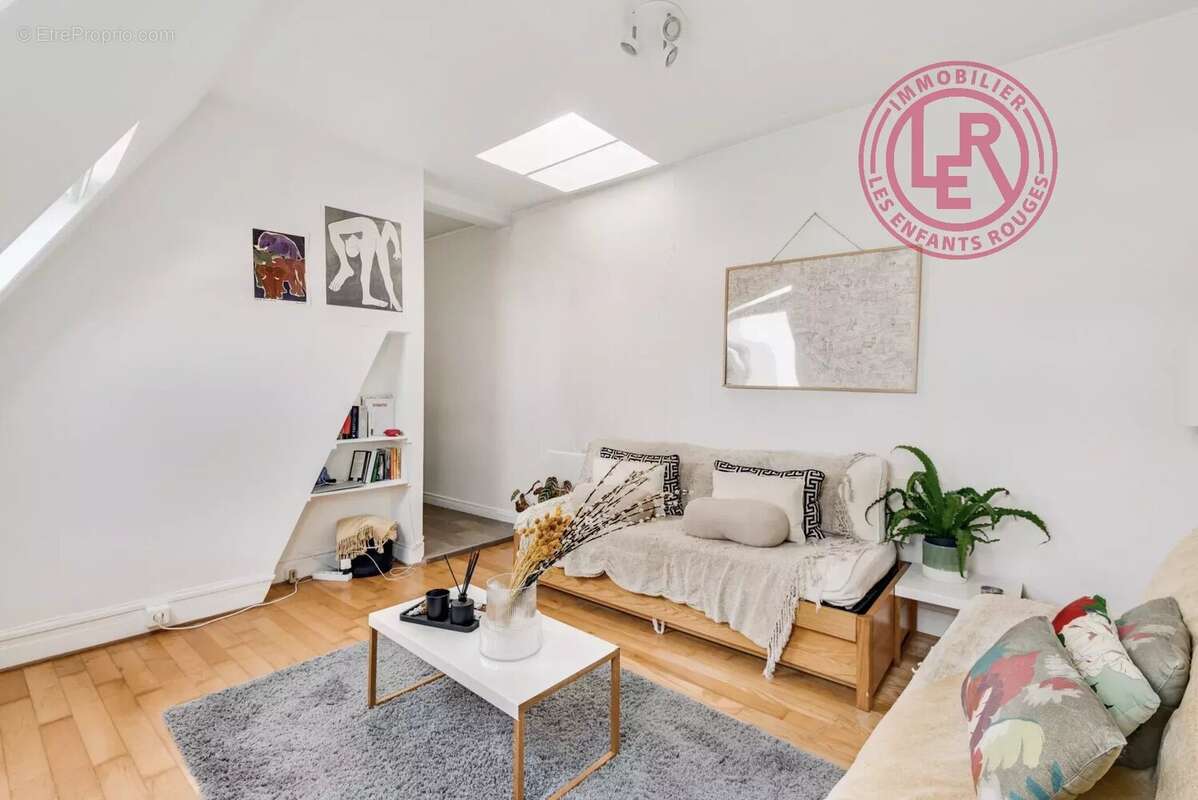 Appartement à PARIS-3E