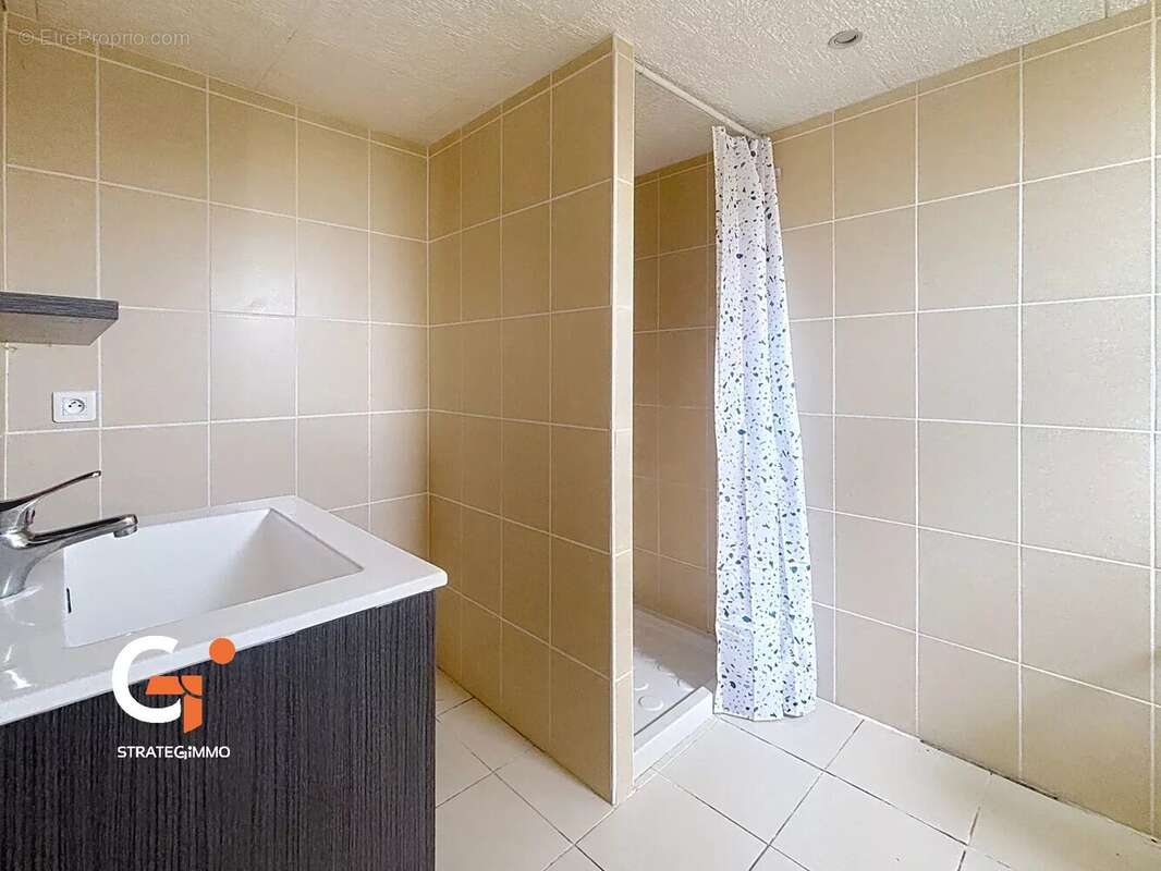 Maison à FLEURY-SUR-ANDELLE